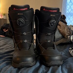 Spaceheater Women's Black Winter Boots